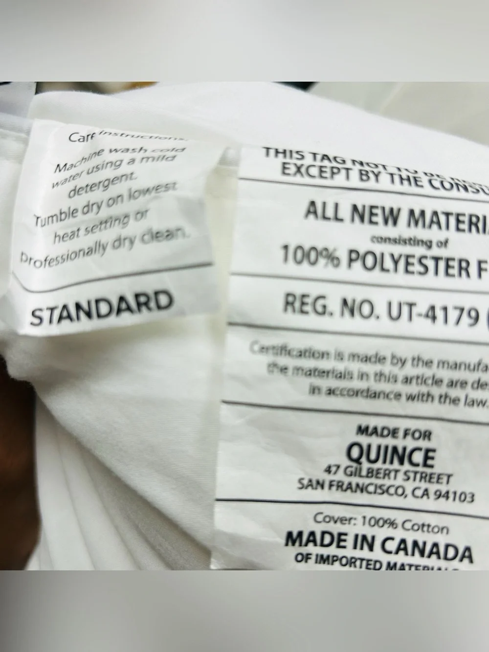 QUINCE Premium Down Alternative Pillow Medium Standard 9183